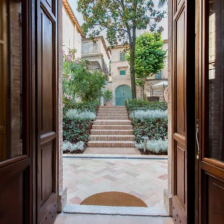 Palazzo Gentili * San Severino Marche