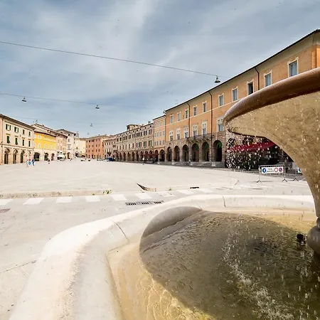 Palazzo Gentili * San Severino Marche